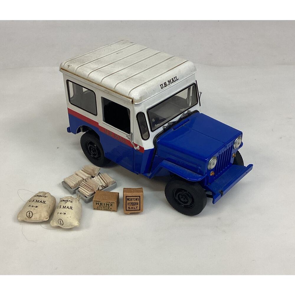 Danbury Mint US MAIL TRUCK 1954 Willys Jeep 1998 W/ Accessories